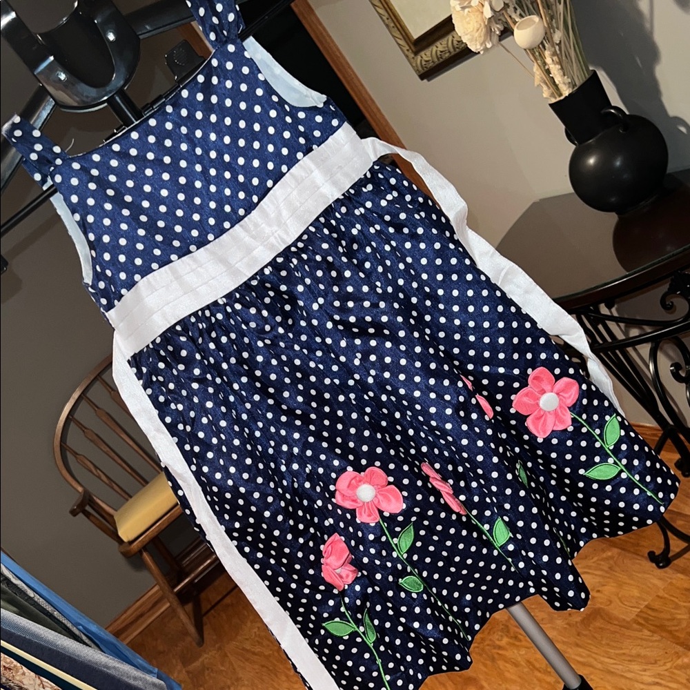 American Princess Elegant Dress with Subtle Patterns